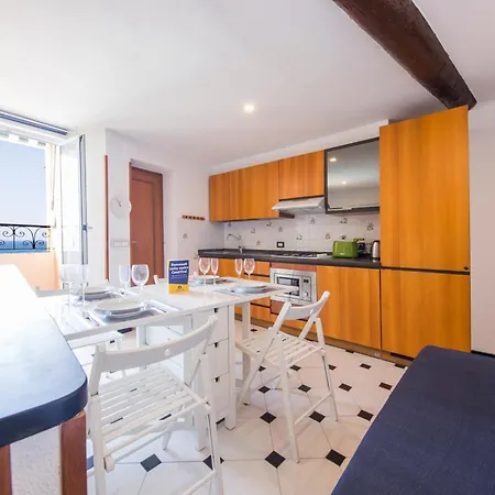 Casaviva Family Beachfront House In Camogli Exterior photo