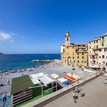 Casaviva Family Beachfront House In Camogli Exterior photo