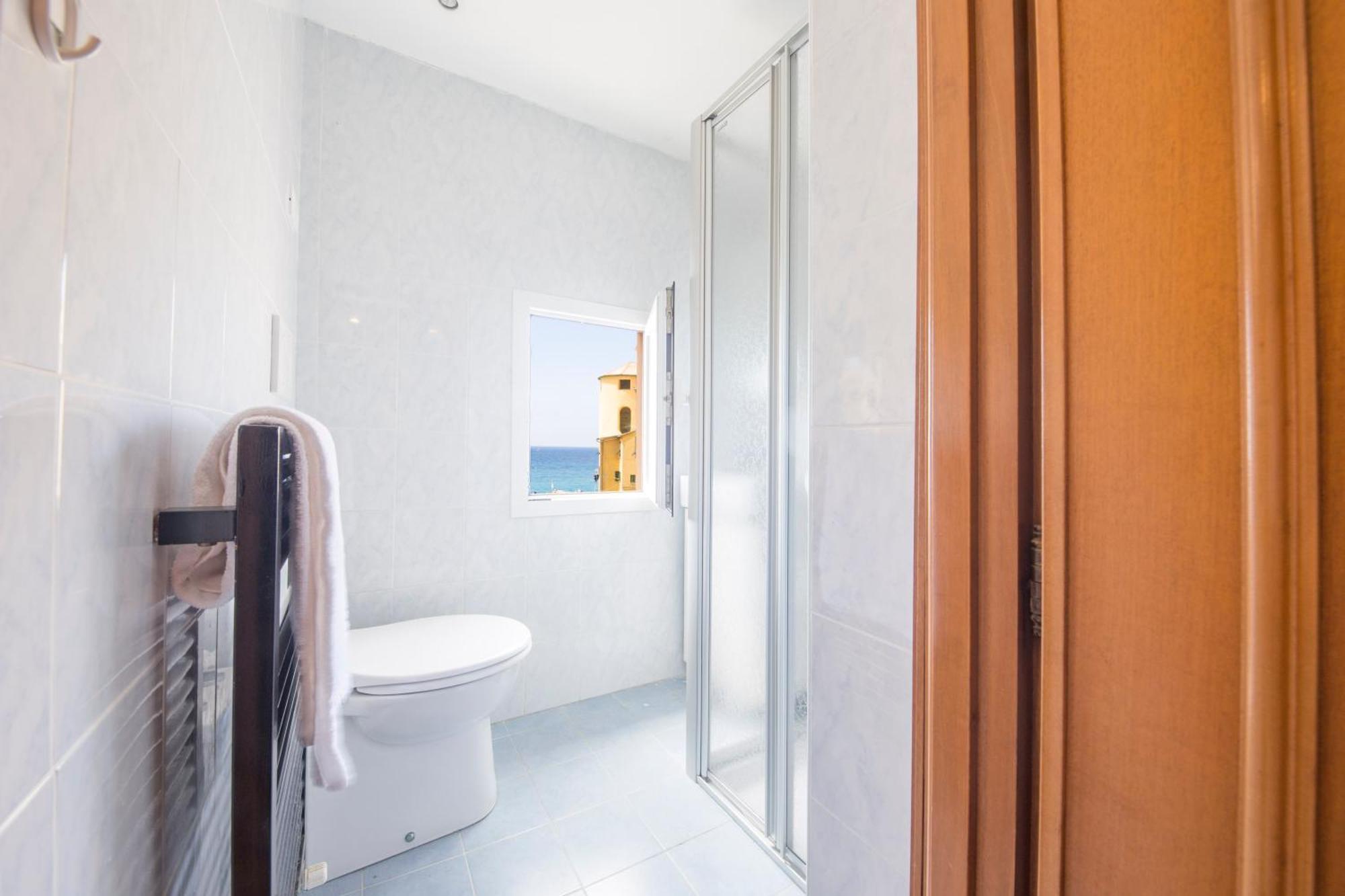 Casaviva Family Beachfront House In Apartment *